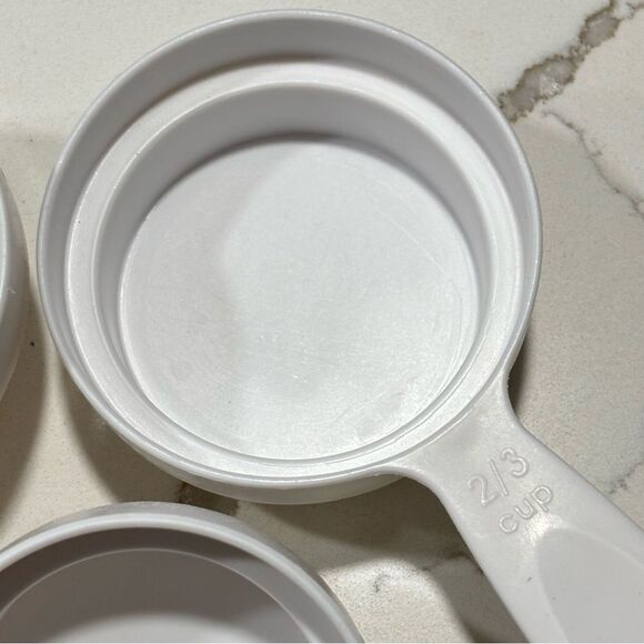 Set of 4 pcs White Plastic Kitchen Baking Measuring Measure Spoon Cup Set - Picture 2 of 16